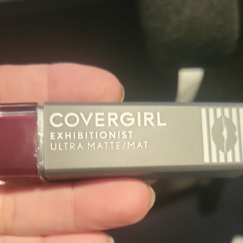 CoverGirl Exhibitionist Ultra Matte Lipstick - Deep Purple